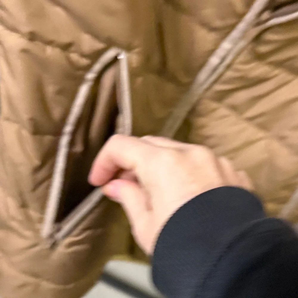 Beretta Women's Tan Quilted Vest - Picture 5 of 5